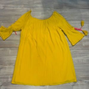 Super cute flowy 3/4 sleeve blouse or mini dress Size XL